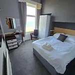 Boston 3*