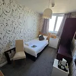 Hotel Boston 3*