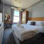 Boston Hotel