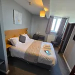 Hotel Boston 3*