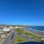 Boston Hotel Scarborough