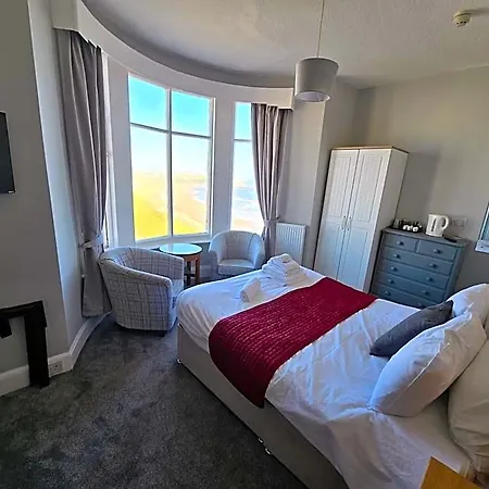 Otel Boston 3*